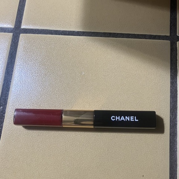 Chanel Lip Color   Le Rouge Duo. # 47 Daring Red - Picture 1 of 2